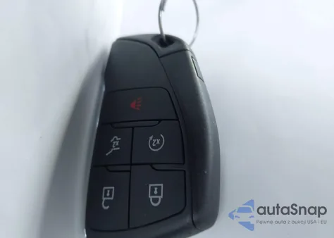 2025 Chevrolet Traverse Awd Z71 from USA, damaged, VIN 1GNEVJRS7SJ141198